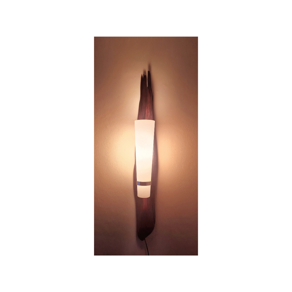 Wall-mounted lamp with wooden design on a white background